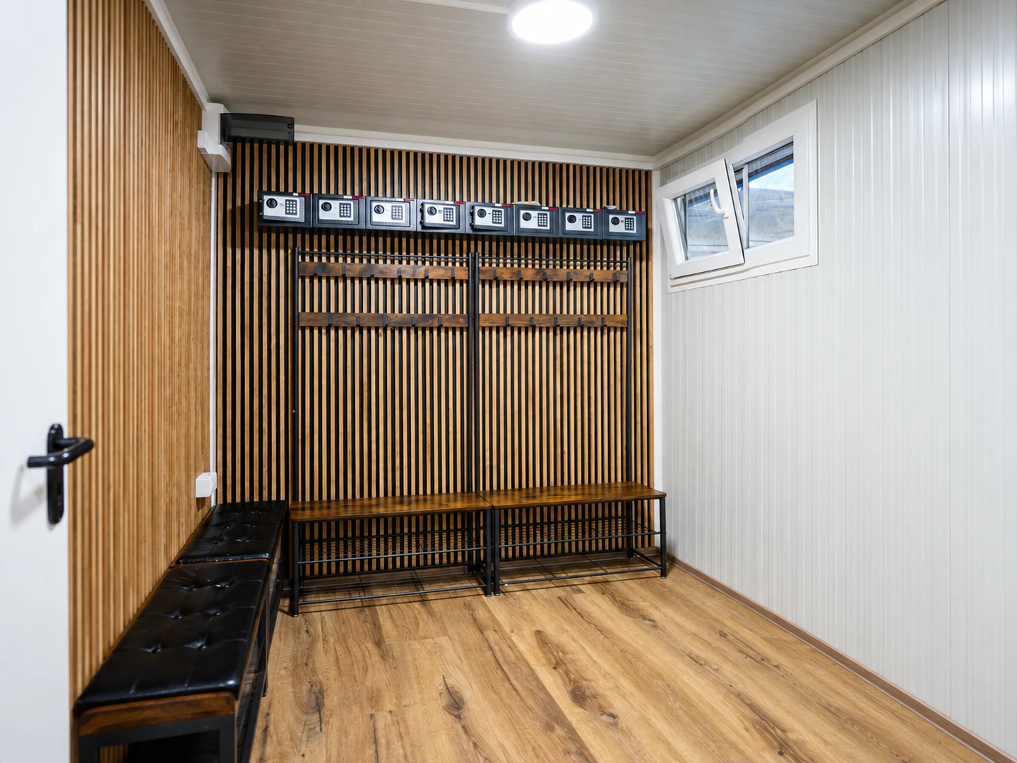 Changing module interior