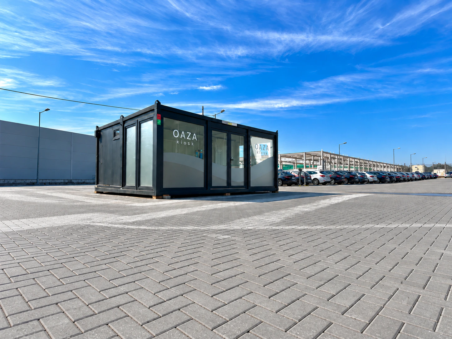 Färdig utställningsmodul med panoramaglas